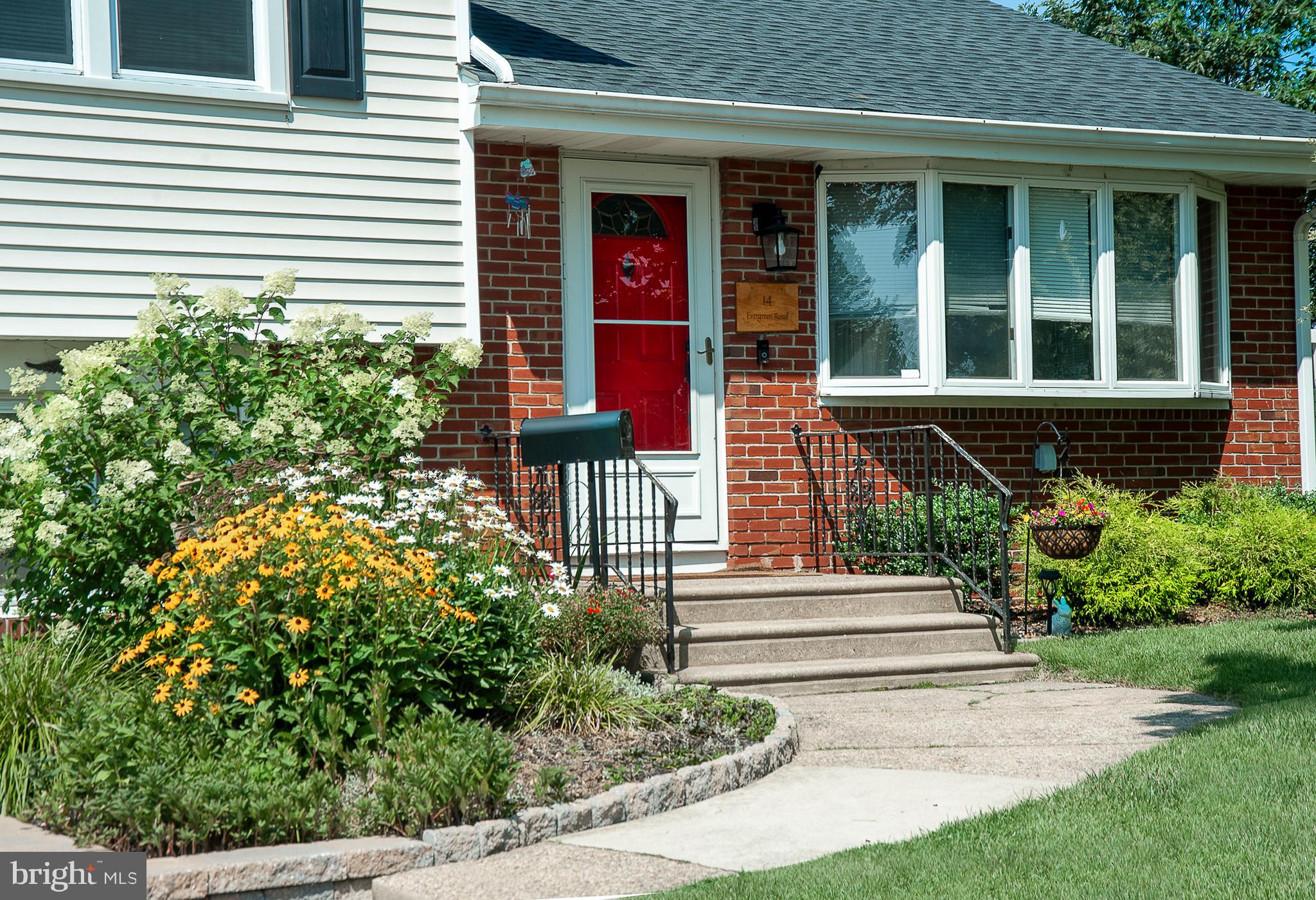 14 Evergreen Road Stratford, NJ 08084 - Photo 3 of 23 .Exterior Front