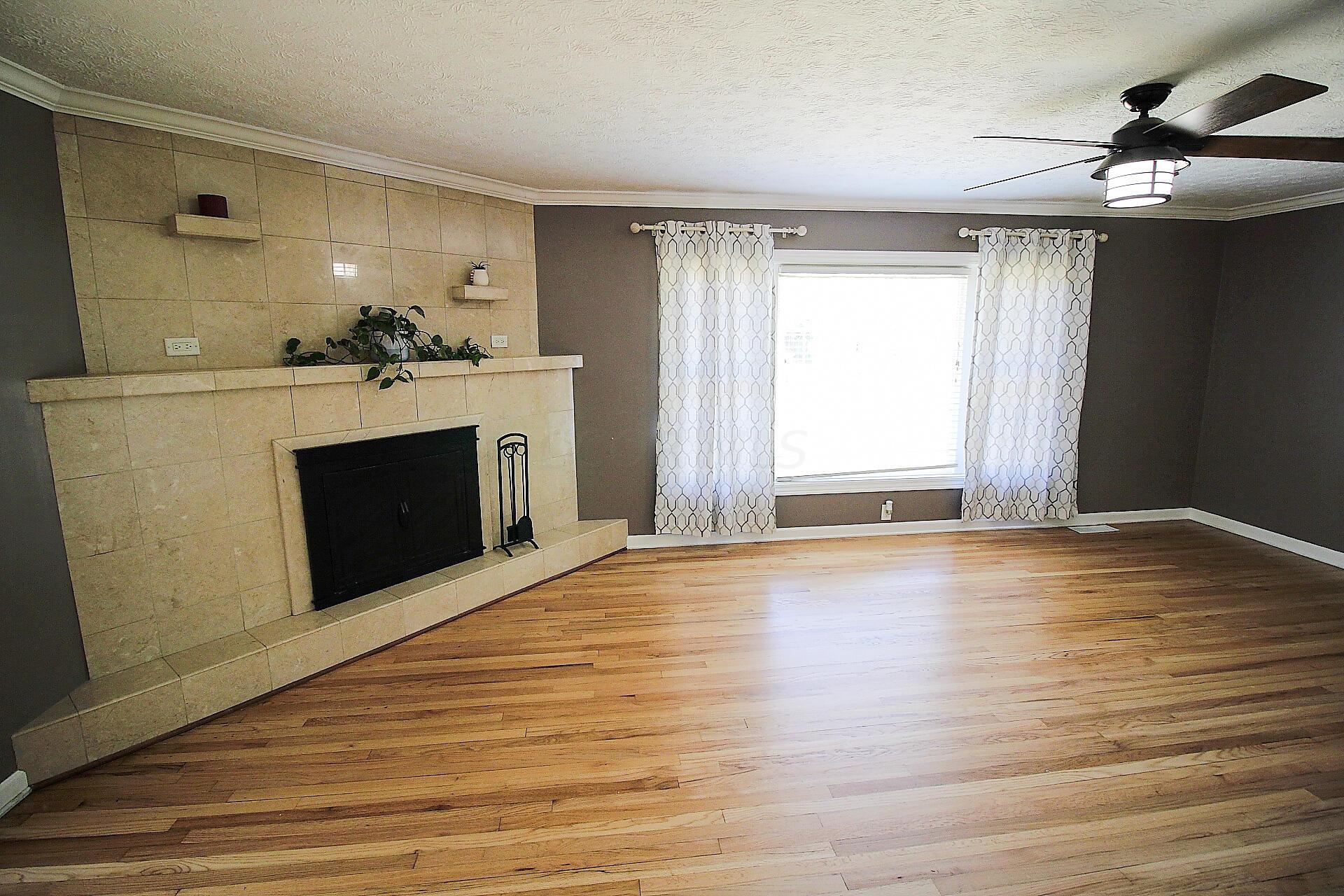 2715 Kunz Road Galloway, OH 43119 - Photo 11 of 24 79D69B12-414B-4DFD-B60F-35281BA40E33