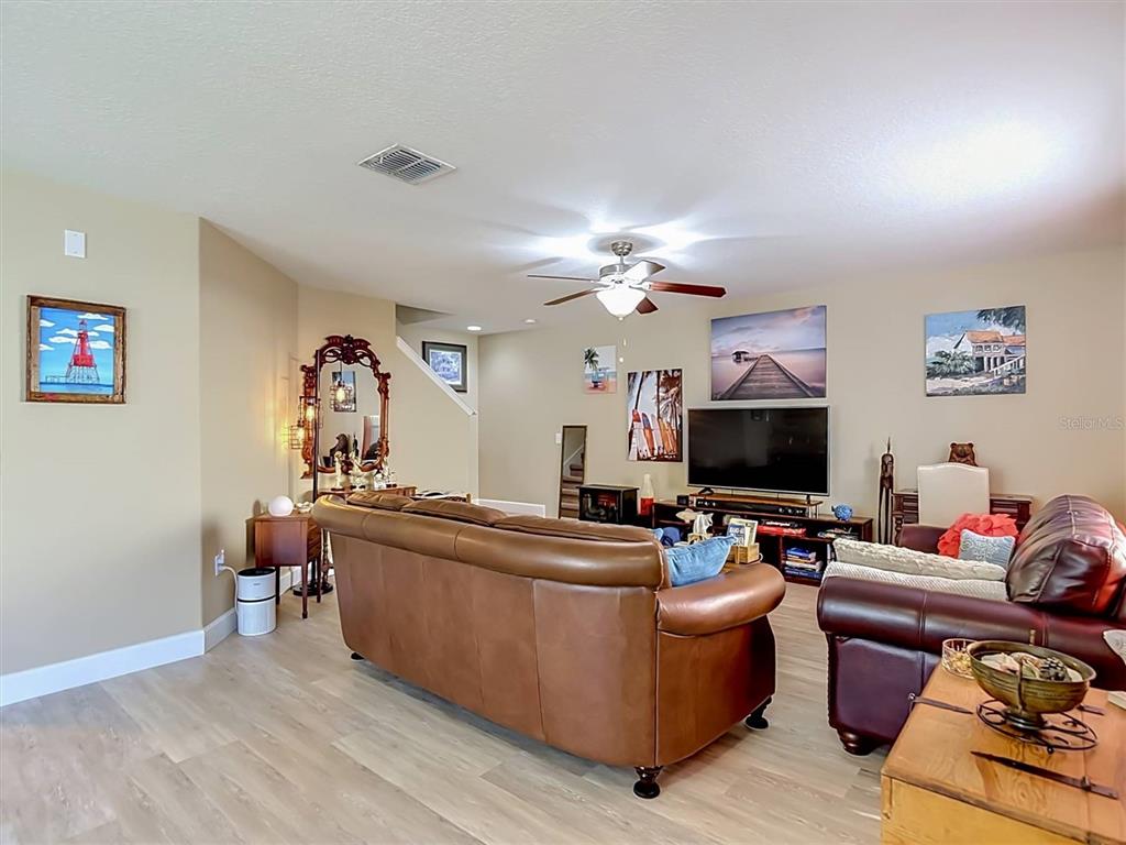 9838 Trumpet Vine Loop Trinity, FL 34655 - Photo 5 of 46