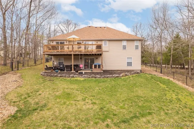 $439,000 | 112 Blackfoot Road, Four Seasons, MO 65049