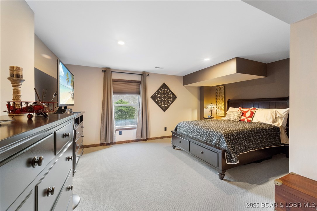 112 Blackfoot Road Four Seasons, MO 65049 - Photo 37 of 63