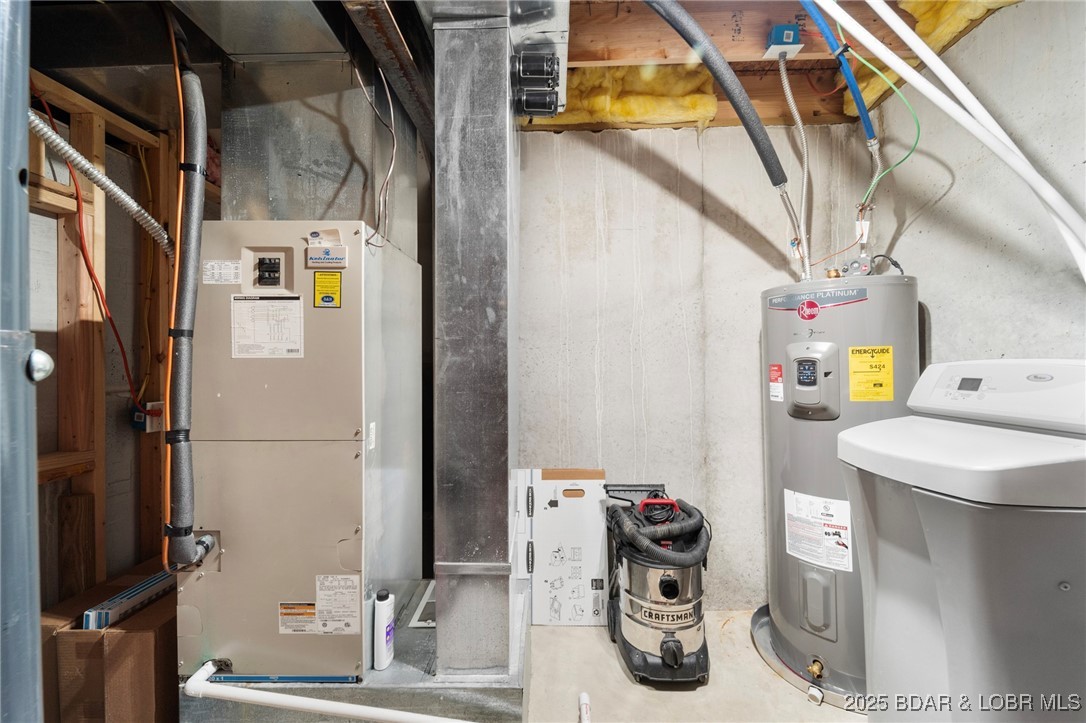 112 Blackfoot Road Four Seasons, MO 65049 - Photo 41 of 63