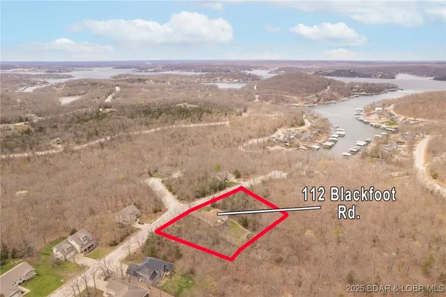 $439,000 | 112 Blackfoot Road, Four Seasons, MO 65049