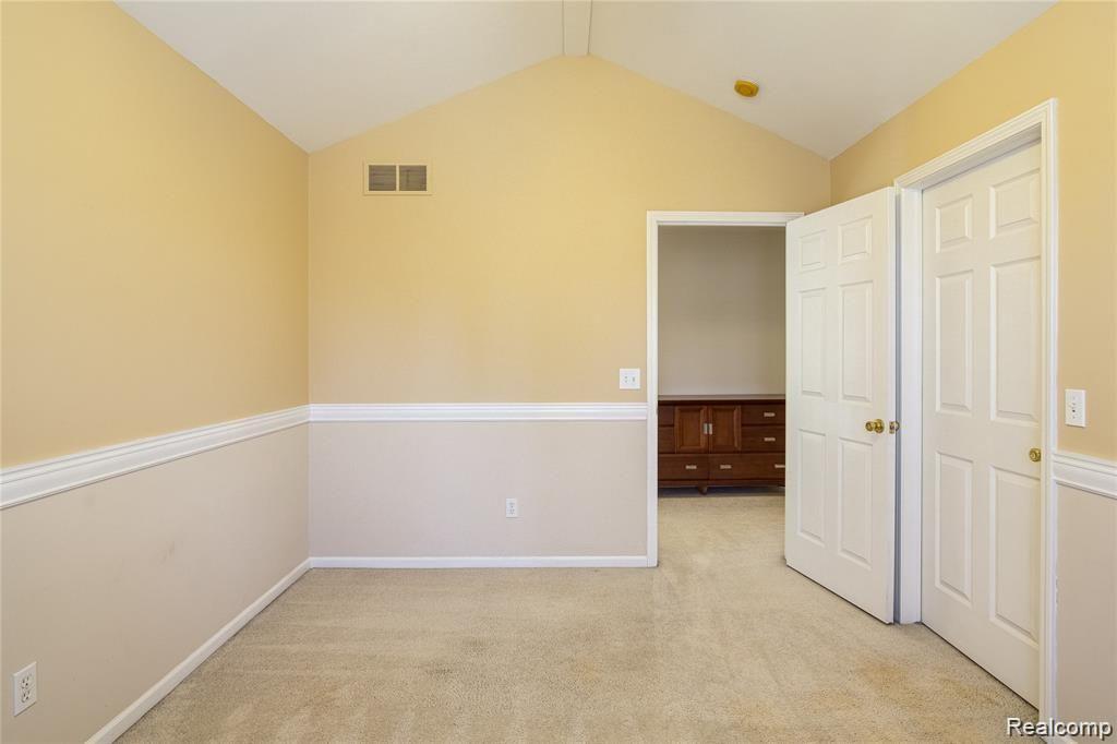 1403 Tulberry Circle Rochester, MI 48306 - Photo 73 of 91 Interiors (33 of 51).jpg