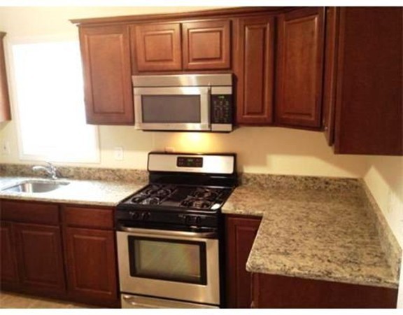 13 Kenwood Road Everett, MA 02149 - Photo 5 of 20 Gallery Image 5