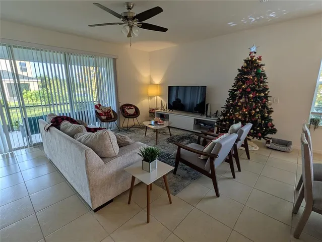 $3,000 | 901 Sabal Breeze Lane, Apopka, FL 32703