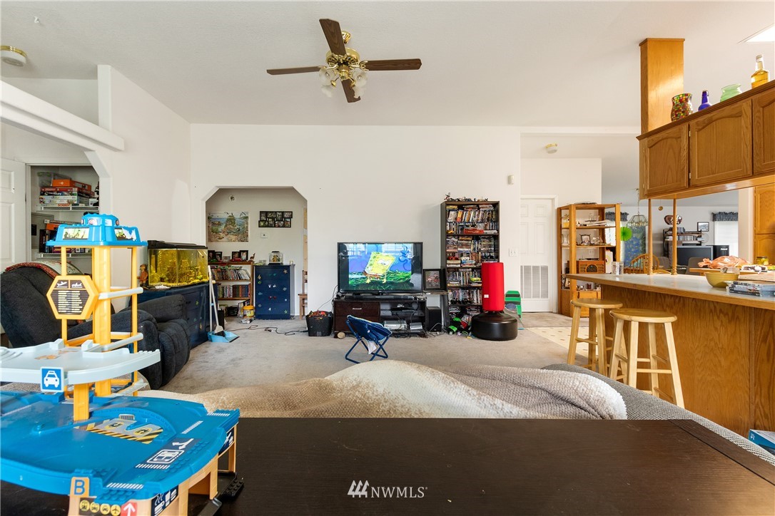 2315 Whiteman Road Southwest Lakebay, WA 98349 - Photo 12 of 37