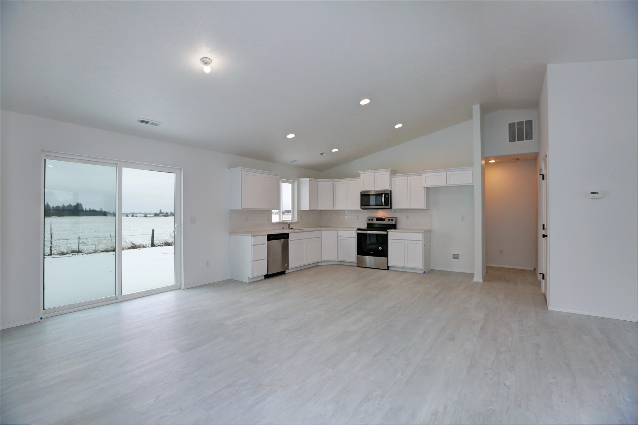 7906 South Rye Lane Cheney, WA 99004 - Photo 4 of 21