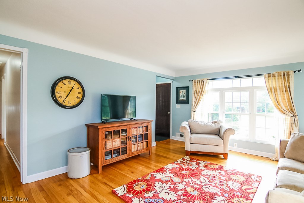 6455 Liberty Road Solon, OH 44139 - Photo 7 of 31 Gallery Image 7