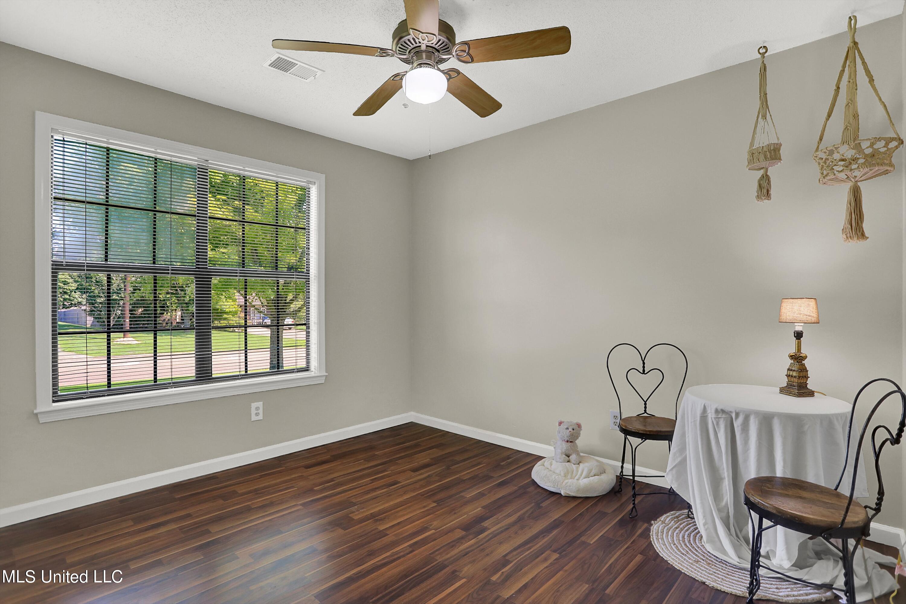 10051 Goodman Road Olive Branch, MS 38654 - Photo 23 of 30 Bedroom 3