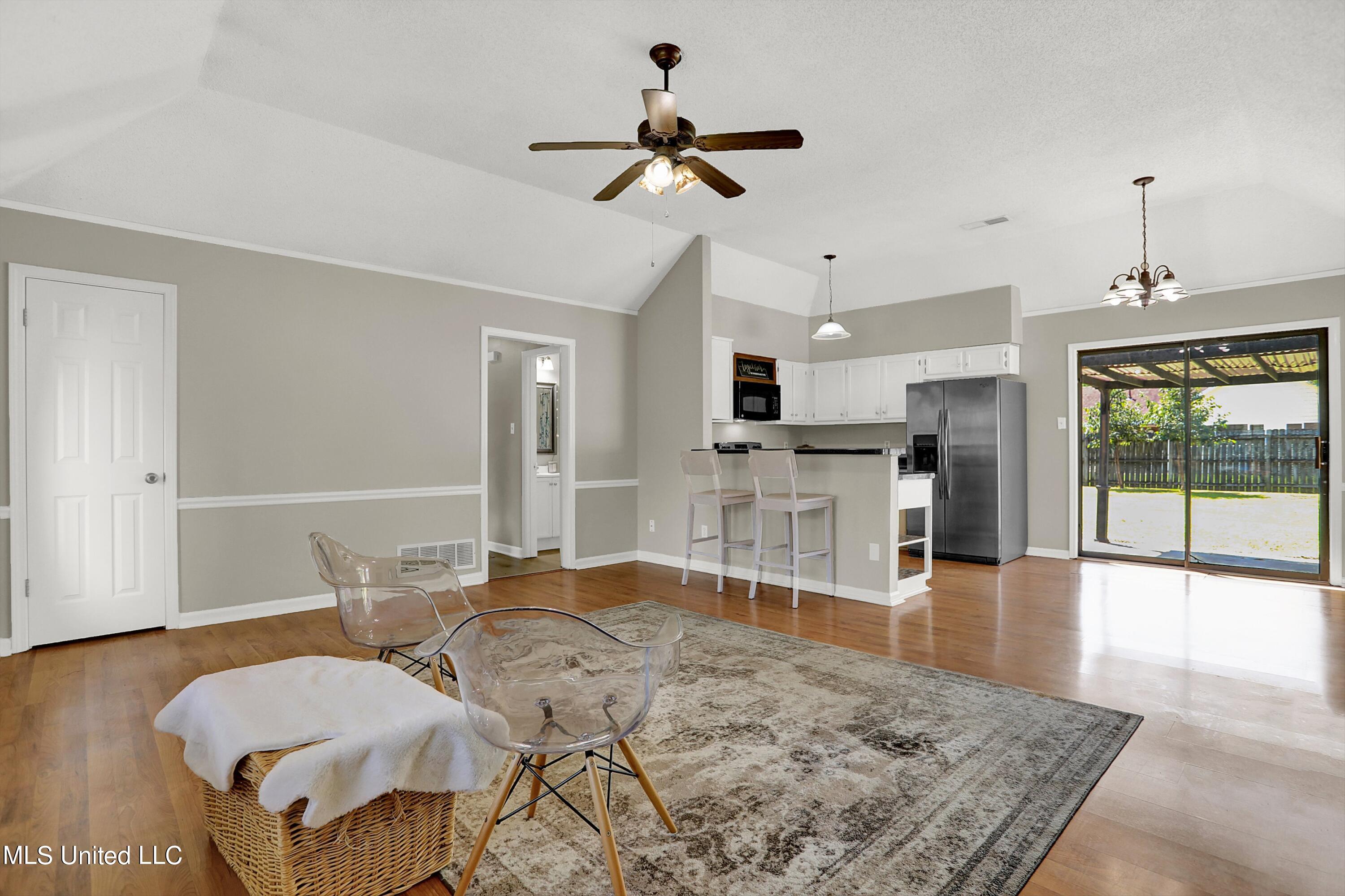 10051 Goodman Road Olive Branch, MS 38654 - Photo 30 of 30 Open floorplan