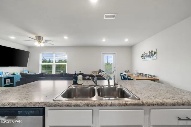 $2,000 | 4873 Shurer Lane, Panama City, FL 32404