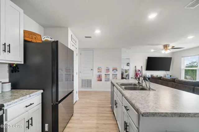 $2,000 | 4873 Shurer Lane, Panama City, FL 32404