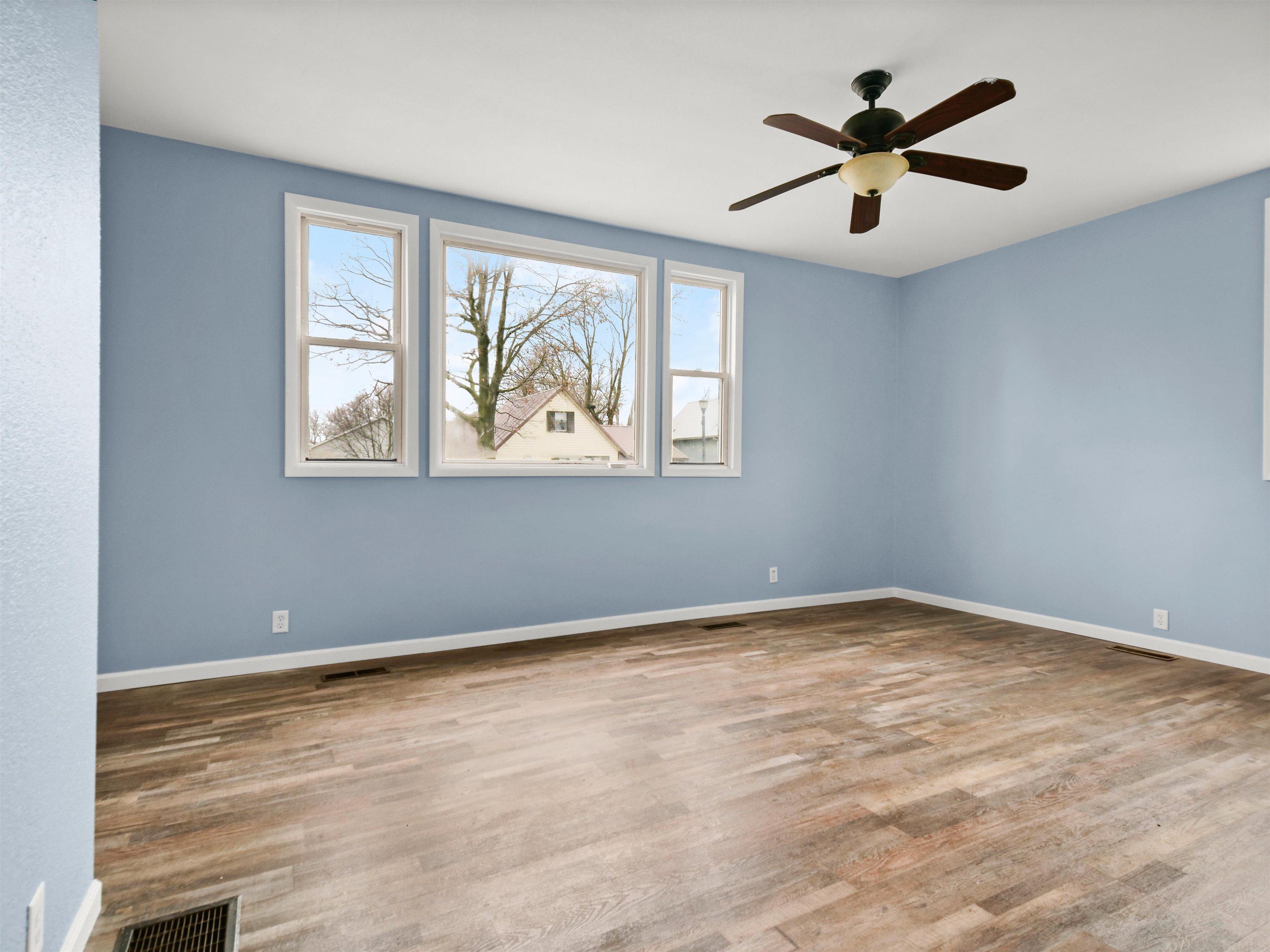 304 Main Street Monroeville, IN 46773 - Photo 22 of 25