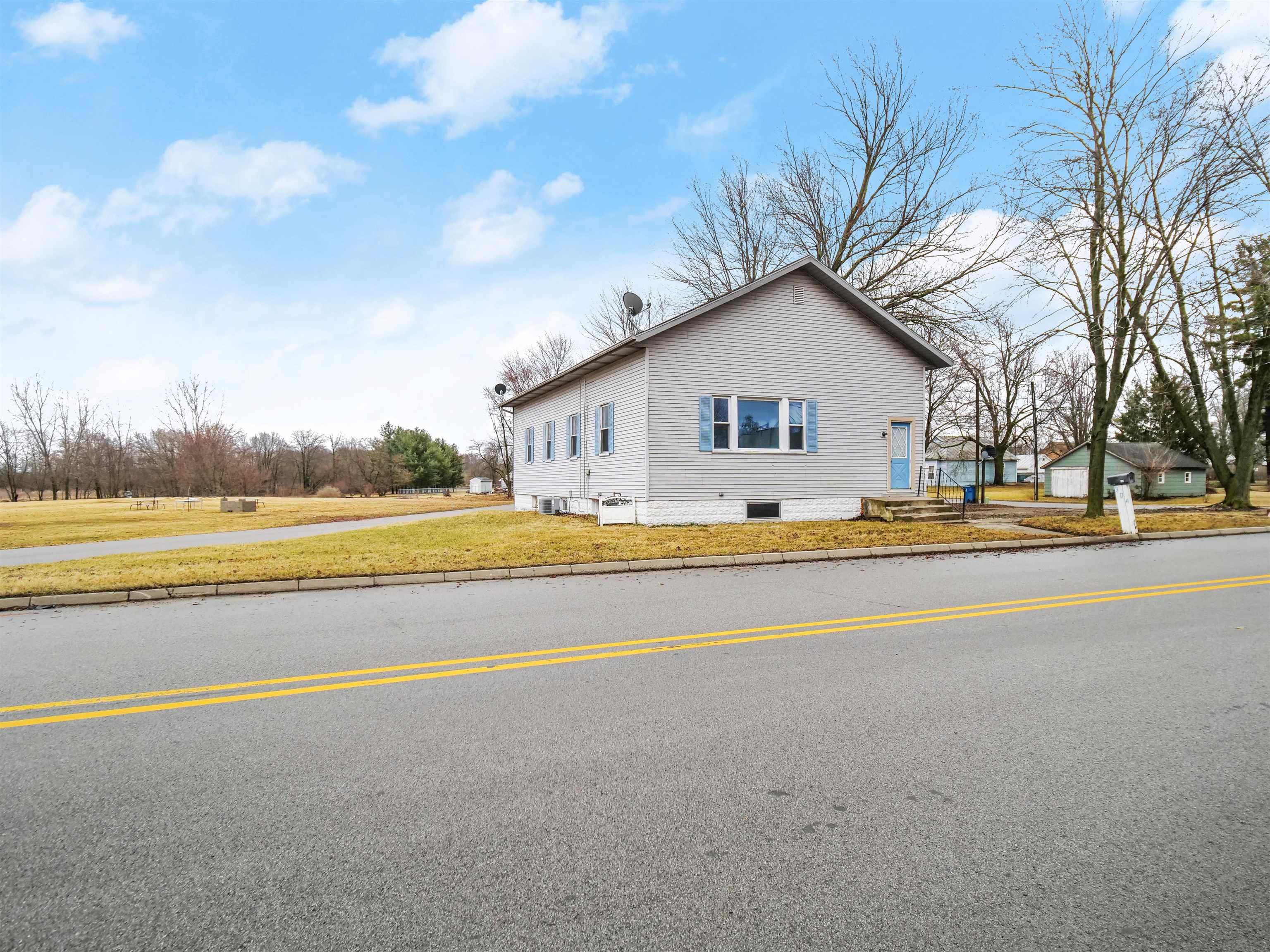 304 Main Street Monroeville, IN 46773 - Photo 7 of 25