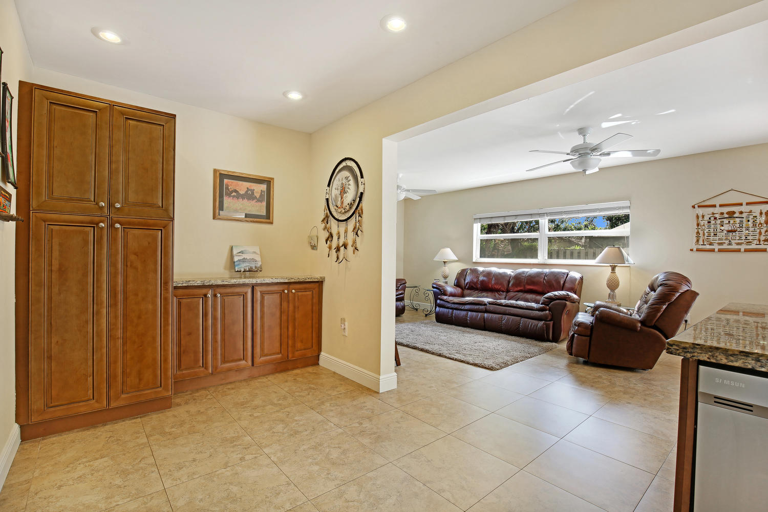 818 Northwest 7th Street Boca Raton, FL 33486 - Photo 8 of 19 818 NW 7th St Boca Raton FL-large-008-2-