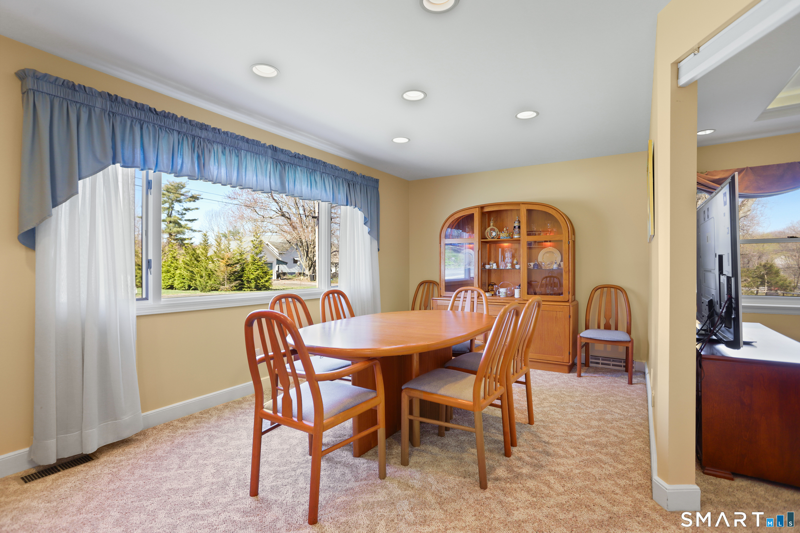 7 Cedar Crest Road Trumbull, CT 06611 - Photo 7 of 30