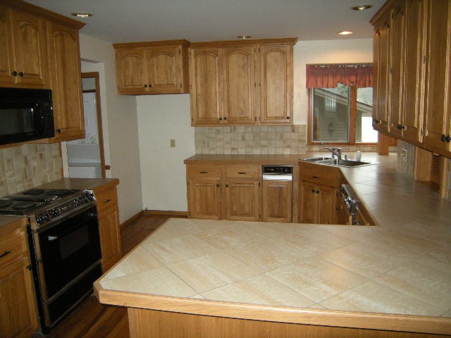4305 Greilick Road Traverse City, MI 49696 - Photo 5 of 27 1809582-4.JPG