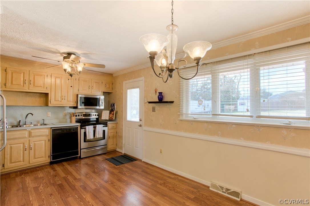 7409 Lockwood Road Henrico, VA 23294 - Photo 12 of 38 Gallery Image 12