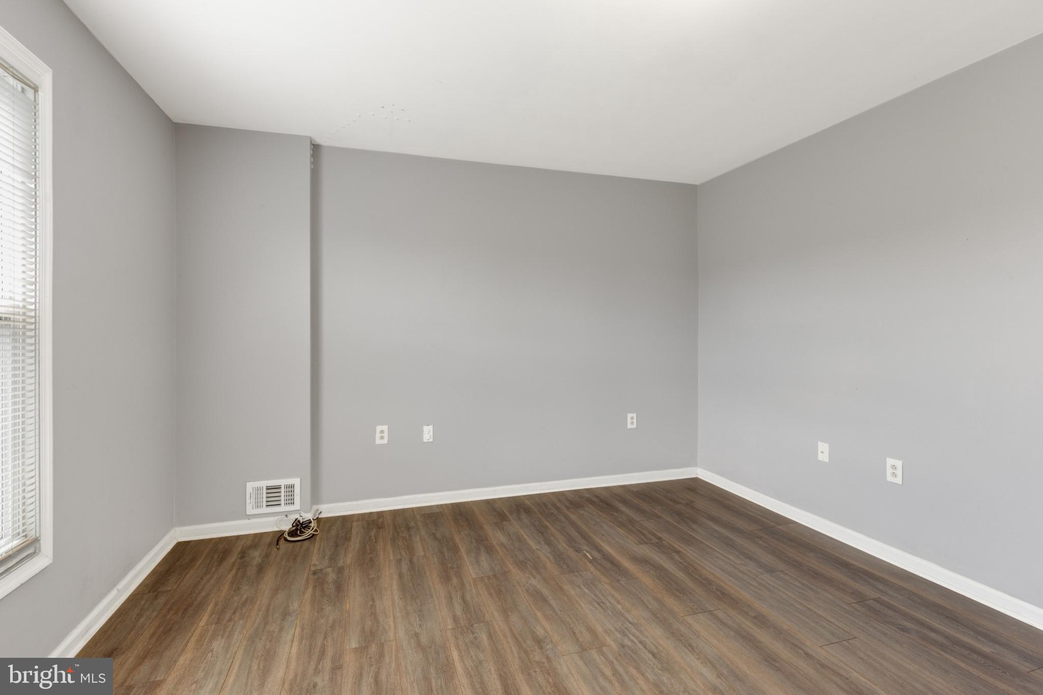 1719 Ridge Avenue Philadelphia, PA 19130 - Photo 28 of 32