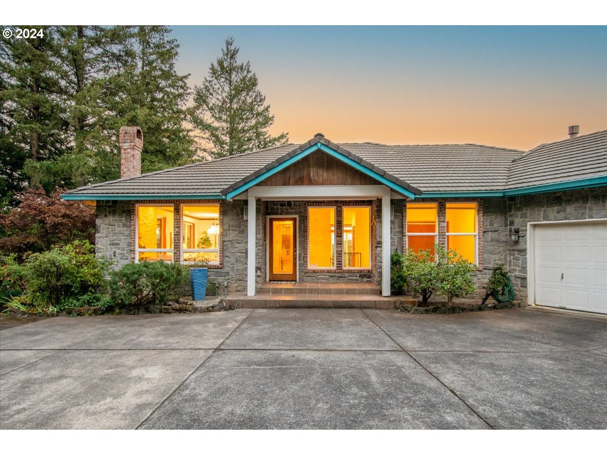 11824 Southeast Idleman Road Happy Valley, OR 97086 - Photo 2 of 48 Gallery Image 2