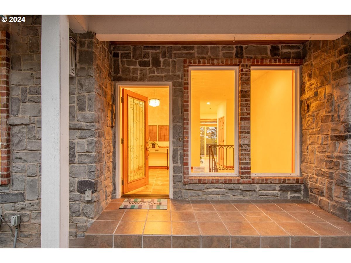 11824 Southeast Idleman Road Happy Valley, OR 97086 - Photo 3 of 48 Gallery Image 3