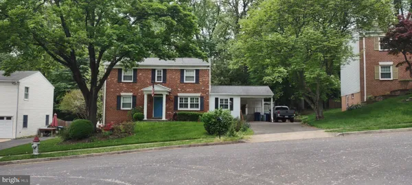 $4,500 | 2221 Senseney Lane, Falls Church, VA 22043