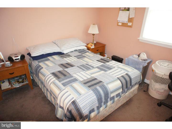 9354 Annapolis Road Philadelphia, PA 19114 - Photo 11 of 21 Bedroom 2