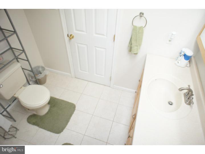 9354 Annapolis Road Philadelphia, PA 19114 - Photo 15 of 21 Bathroom