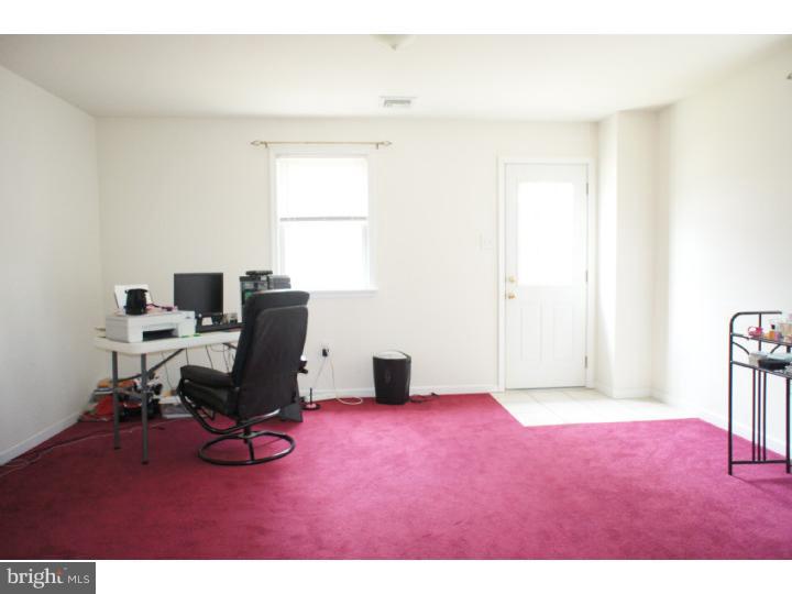 9354 Annapolis Road Philadelphia, PA 19114 - Photo 18 of 21 Bedroom - Main