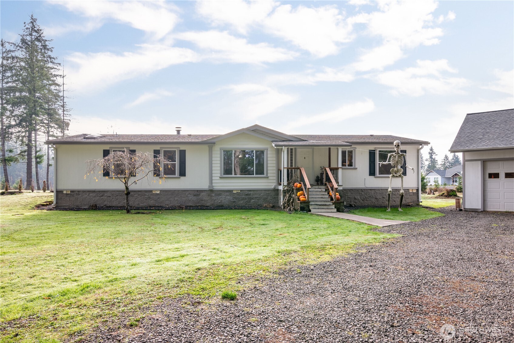 200 Studebaker Road Castle Rock, WA 98611 - Photo 2 of 39