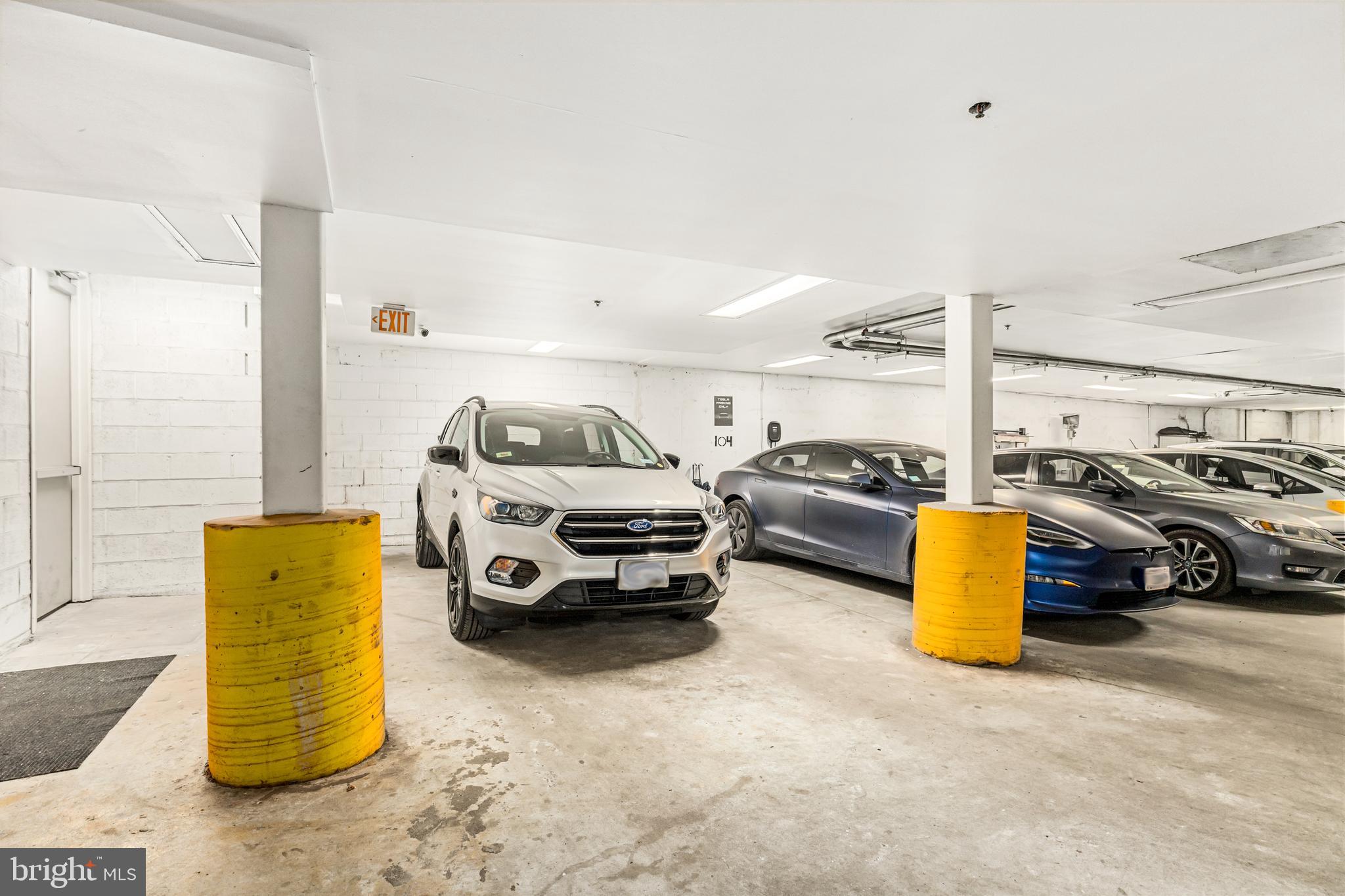 245 15th Street Southeast, Unit 105 Washington, DC 20003 - Photo 25 of 29