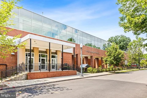 $399,000 | 245 15th Street Southeast, Unit 105, Washington, DC 20003