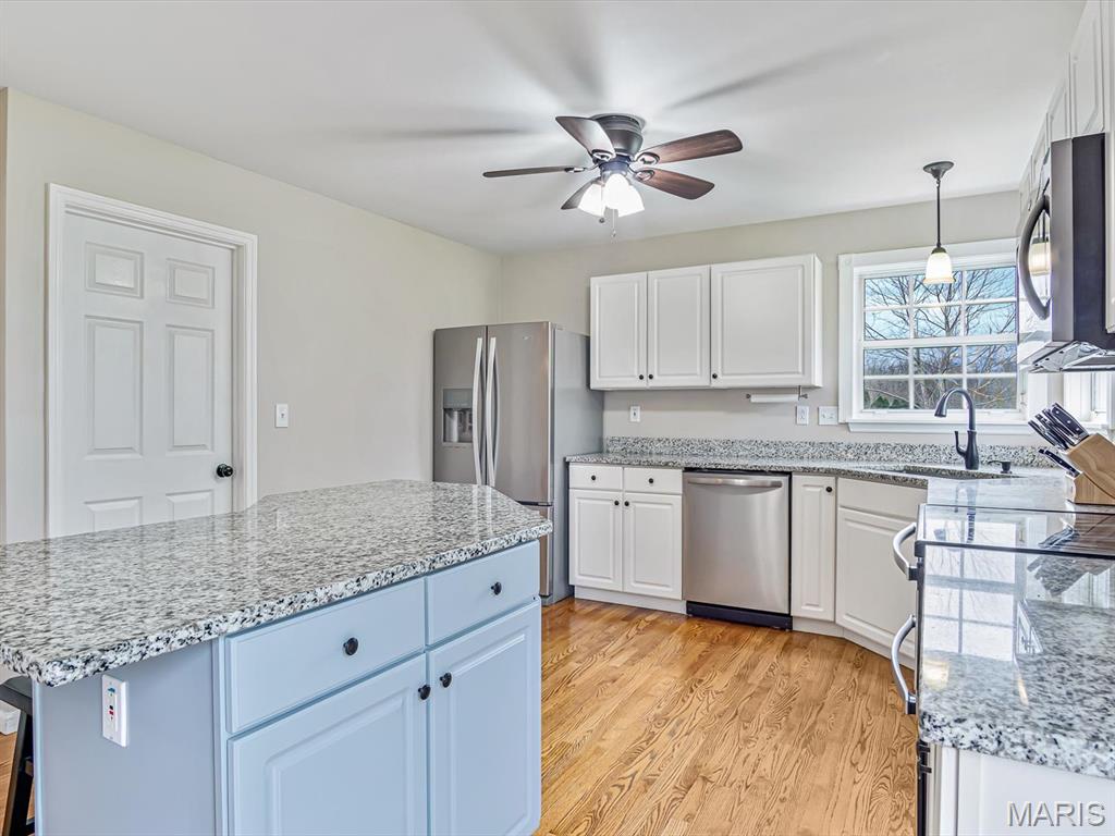 425 Deer Creek Road O'Fallon, IL 62269 - Photo 13 of 36 Gallery Image 13
