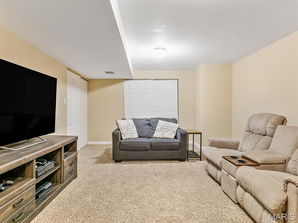 425 Deer Creek Road O'Fallon, IL 62269 - Photo 33 of 36 Gallery Image 33