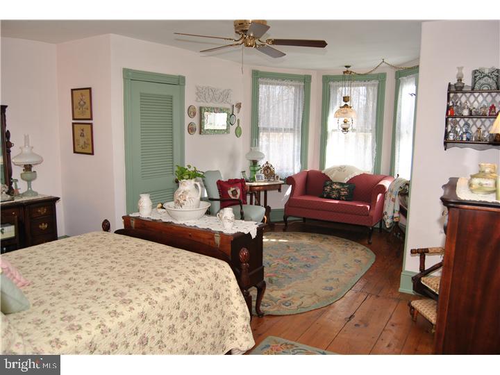 964 Almshouse Road Jamison, PA 18929 - Photo 16 of 25