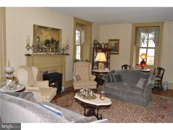 964 Almshouse Road Jamison, PA 18929 - Photo 4 of 25