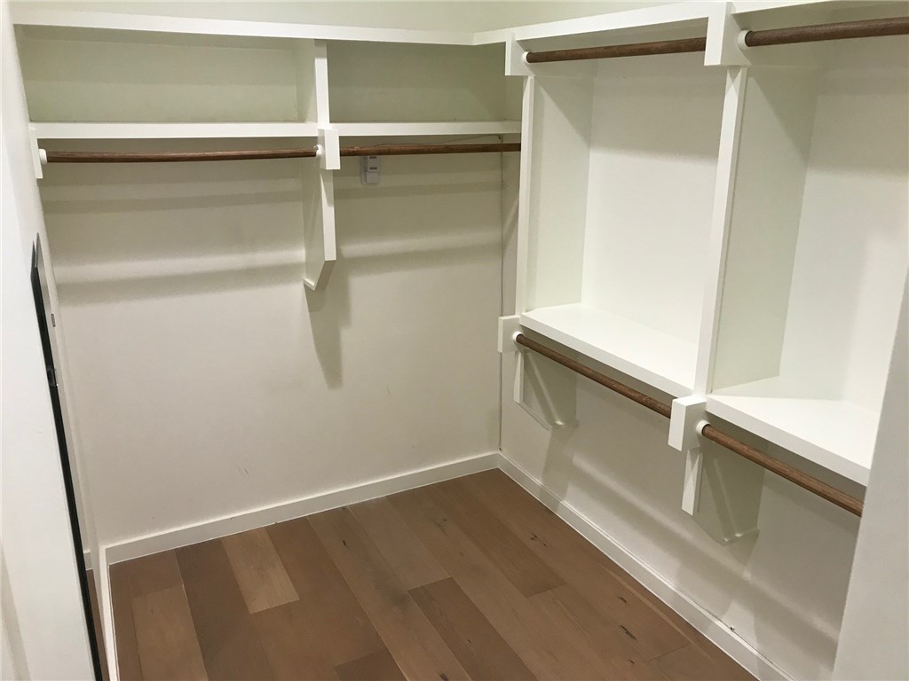 1805 Winter Park Road Austin, TX 78746 - Photo 23 of 40