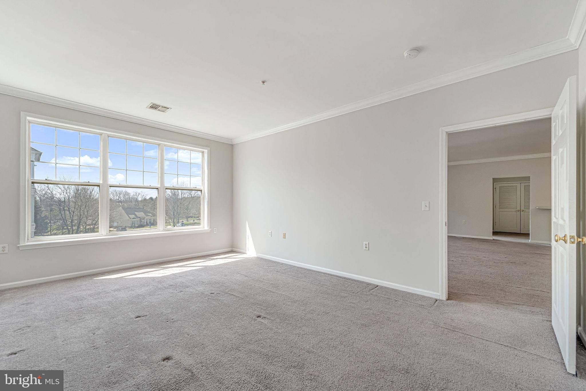 235 Masterson Court Ewing, NJ 08618 - Photo 11 of 23