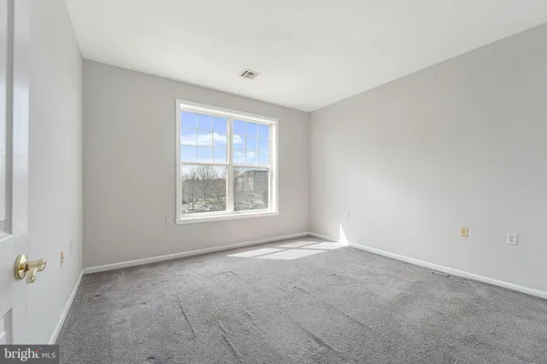 $304,900 | 235 Masterson Court, Ewing, NJ 08618