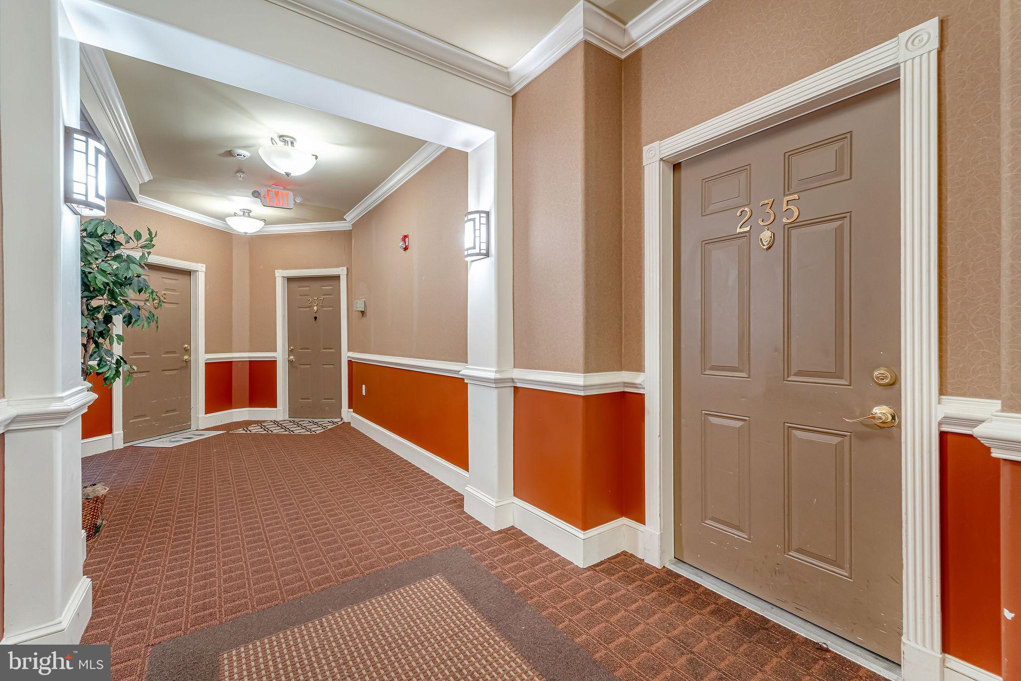 235 Masterson Court Ewing, NJ 08618 - Photo 2 of 23