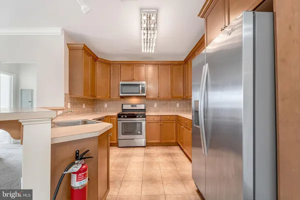 $304,900 | 235 Masterson Court, Ewing, NJ 08618