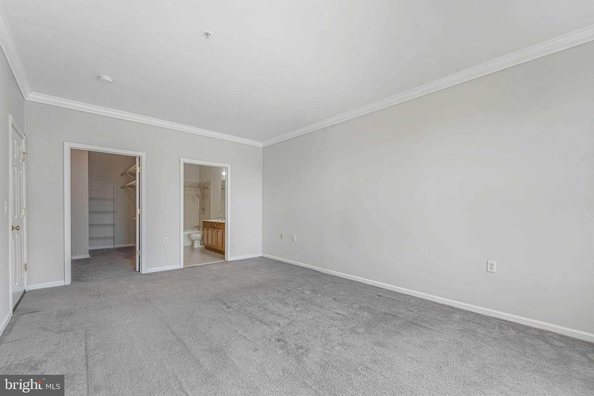 235 Masterson Court Ewing, NJ 08618 - Photo 10 of 23