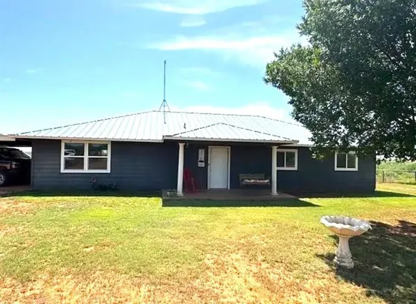 $299,900 | 372 County Road 107, Roby, TX 79543