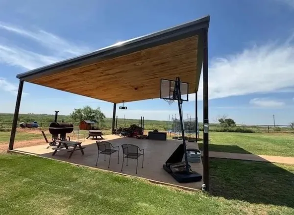 $299,495 | 372 County Road 107, Roby, TX 79543