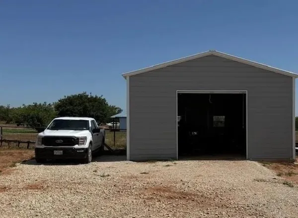 $299,495 | 372 County Road 107, Roby, TX 79543