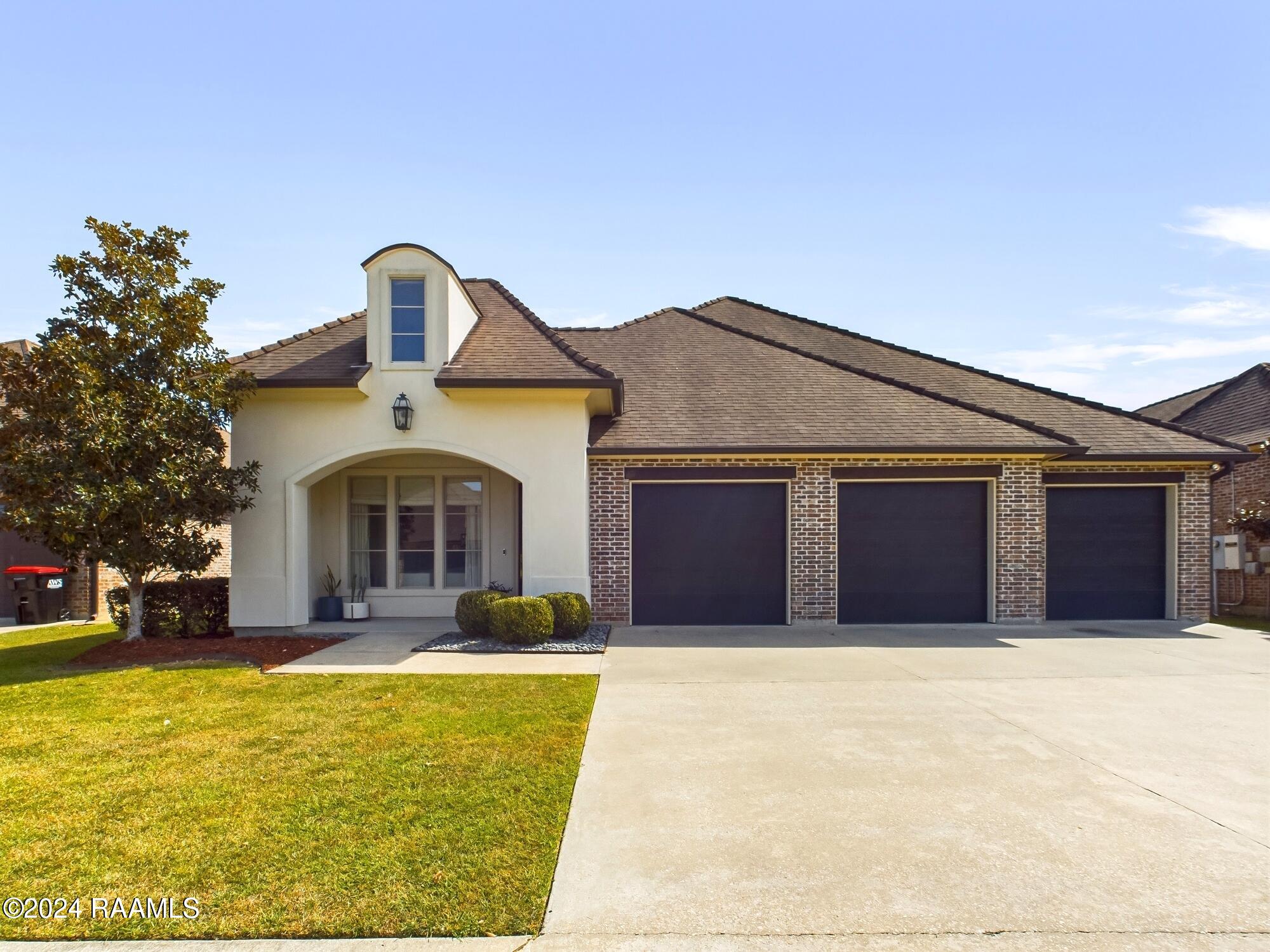 109 Ballantre Road Lafayette, LA 70503 - Photo 3 of 50 CAM04252G0-PR0016-STILL042