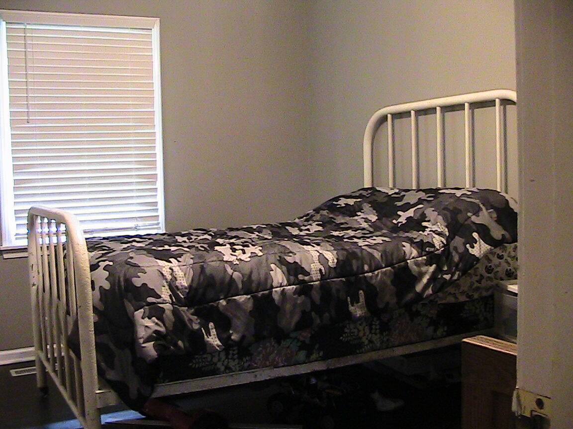 656 Montclair Road Frankfort, KY 40601 - Photo 8 of 14 IMG_0112