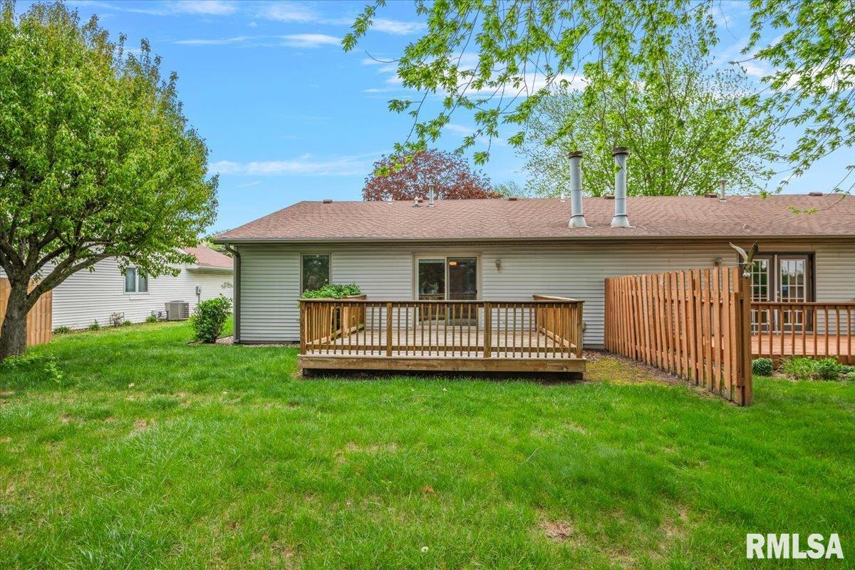 323 Bellerive Road Springfield, IL 62704 - Photo 24 of 25 Gallery Image 24