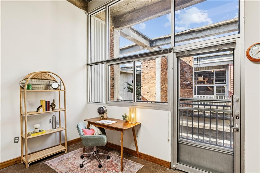 659 Auburn Avenue Northeast, Unit 229 Atlanta, GA 30312 - Photo 15 of 40 a view of a interior of the house